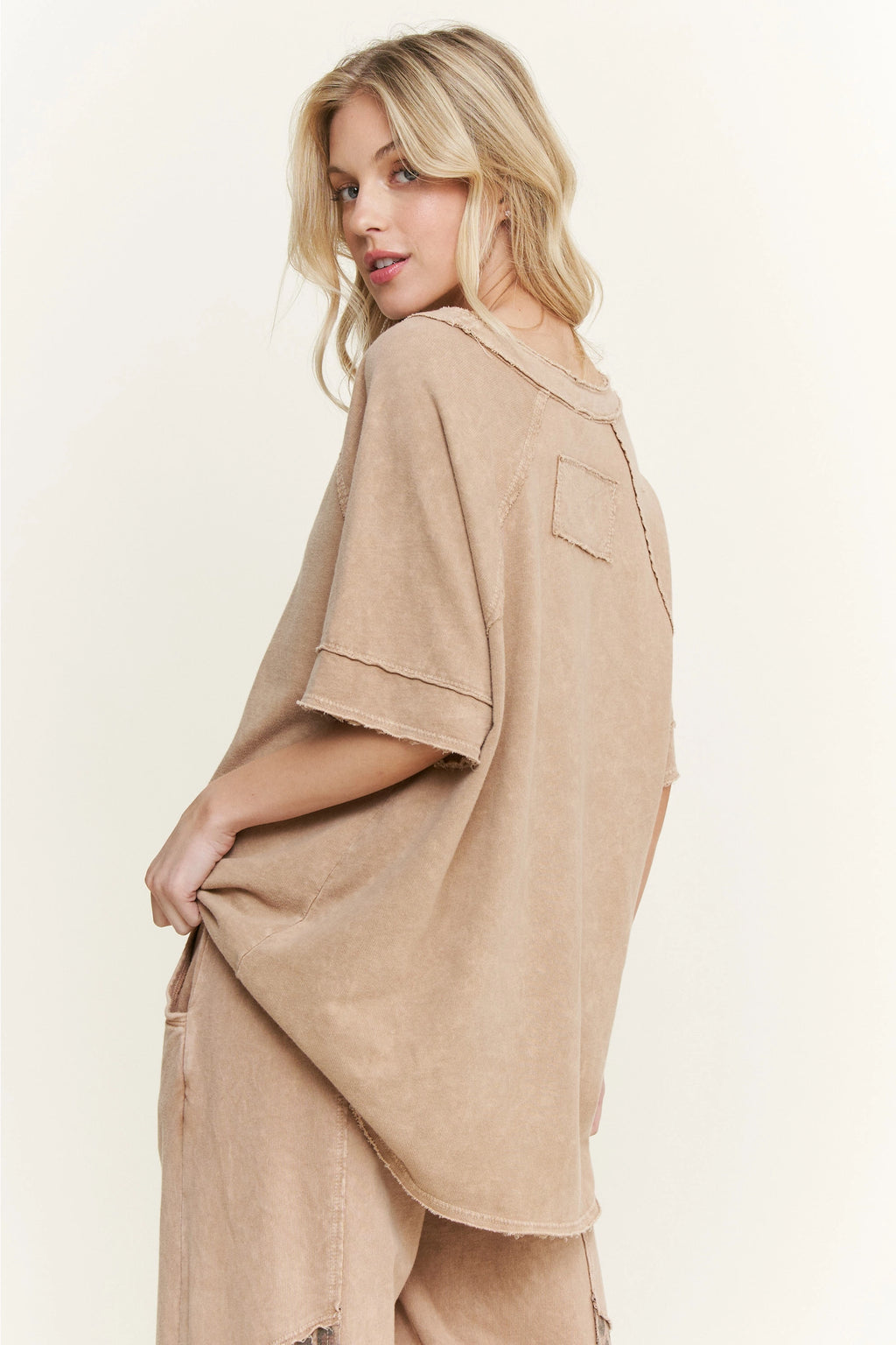 Mineralwashed Vneck Best Basic Soft Tee